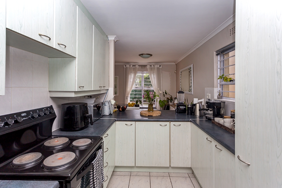 To Let 3 Bedroom Property for Rent in Sunningdale Western Cape